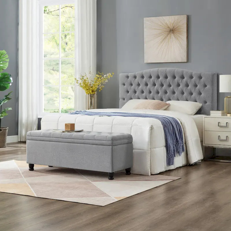 Tufted Button Storage Bench with Spindle Wooden Legs